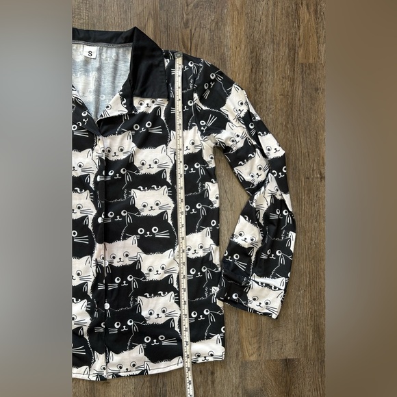 Black and White Cat Print Pajama Set Top Small Bottoms XS - Picture 6 of 8